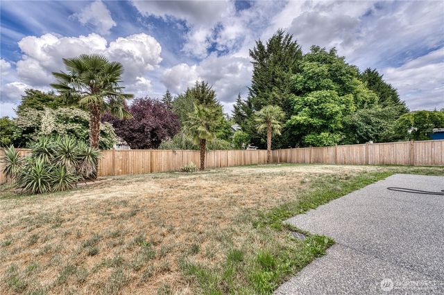 20106 Bue Rund Lane NE, Poulsbo, WA 98370