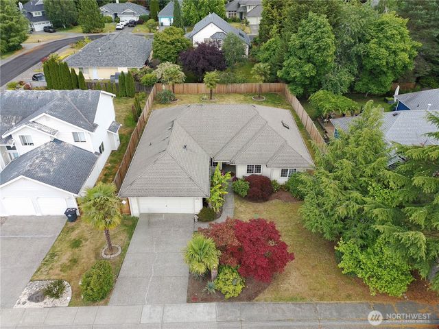 20106 Bue Rund Lane NE, Poulsbo, WA 98370