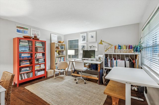 2004 Valley Lane, Arlington, TX 76013