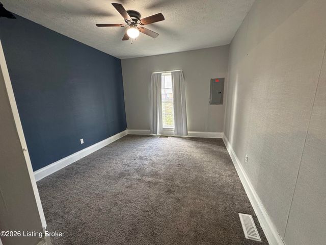 265 Ingram Ave, Flemingsburg, KY 41041