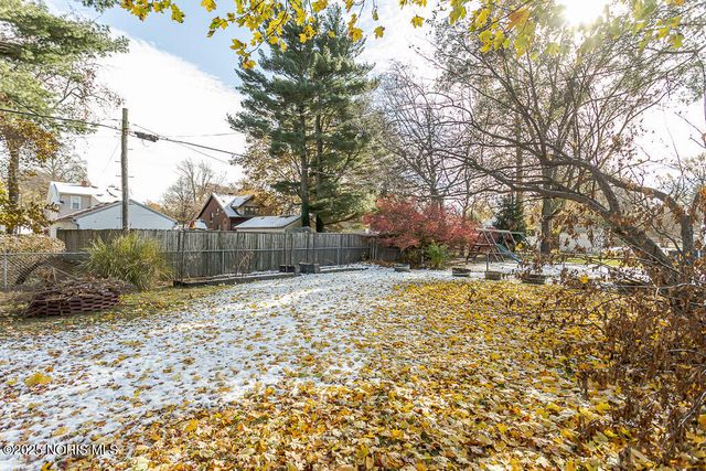 4220 Douglas Road, Toledo, OH 43613