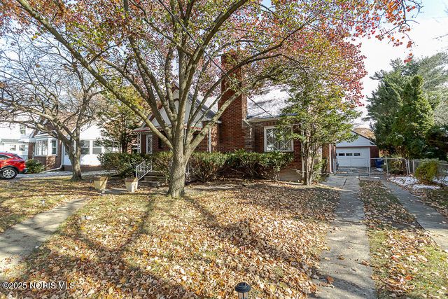 4220 Douglas Road, Toledo, OH 43613