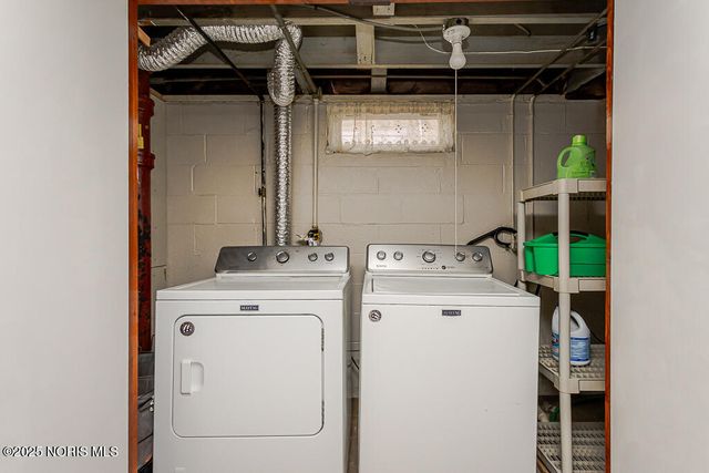 4220 Douglas Road, Toledo, OH 43613