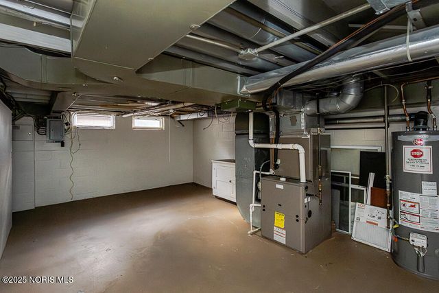 4220 Douglas Road, Toledo, OH 43613