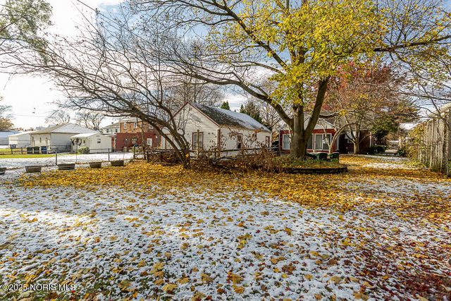 4220 Douglas Road, Toledo, OH 43613