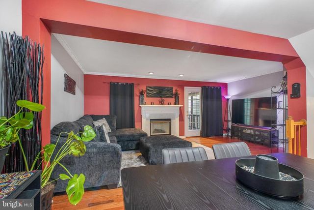 4503 TURNBERRY DR, Fredericksburg, VA 22408