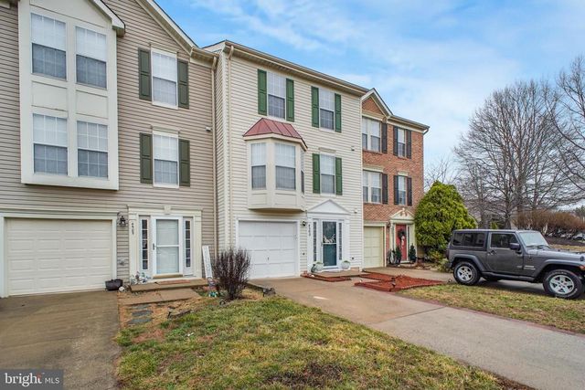 4503 TURNBERRY DR, Fredericksburg, VA 22408