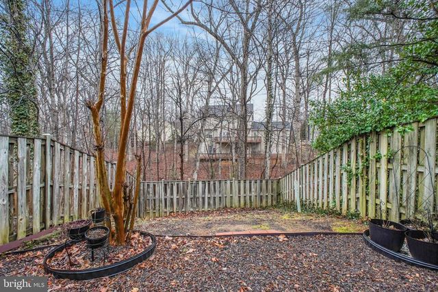 4503 TURNBERRY DR, Fredericksburg, VA 22408