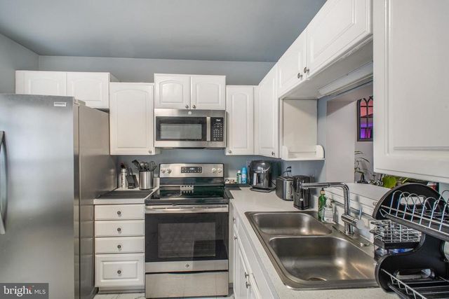 4503 TURNBERRY DR, Fredericksburg, VA 22408