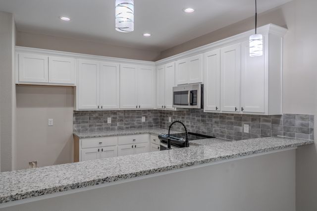 101 Inca Trail, Mabank, TX 75156