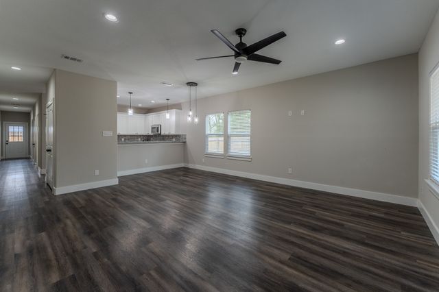 101 Inca Trail, Mabank, TX 75156