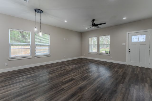 101 Inca Trail, Mabank, TX 75156