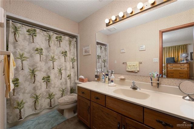 1404 Santa Ana Avenue, Rancho Viejo, TX 78575