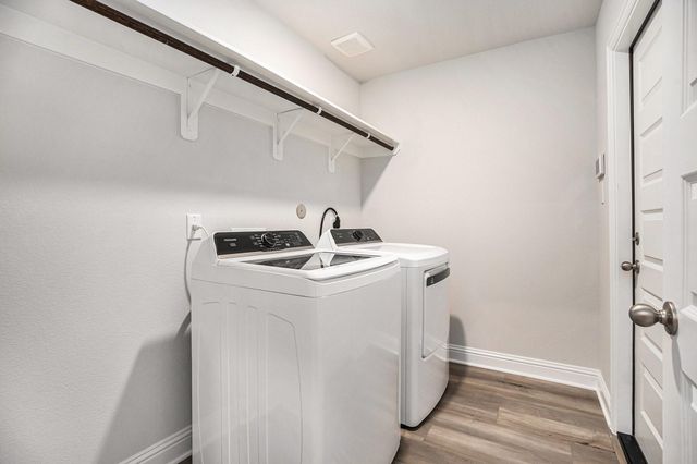 2433 Mar Vista Lane, Texas City, TX 77568