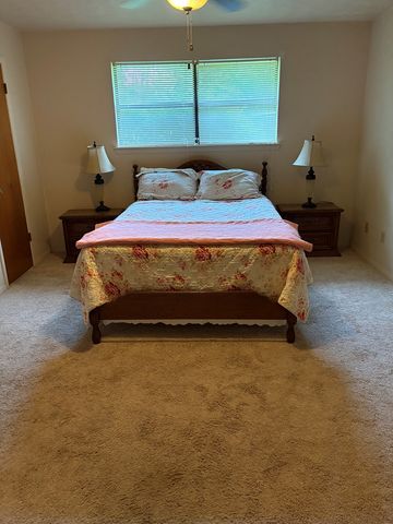 1515 N Ridgemont Lane, Kerrville, TX 78028