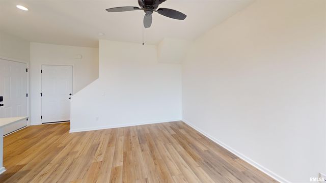 5882 BUTTERFIELD Court, Bettendorf, IA 52722