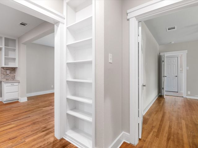 1001 W Lampasas Street, Ennis, TX 75119