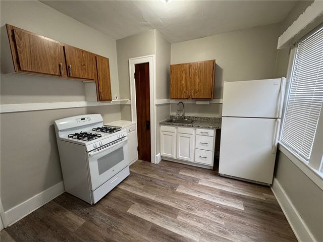 538 Hollenbeck Street, Rochester, NY 14621