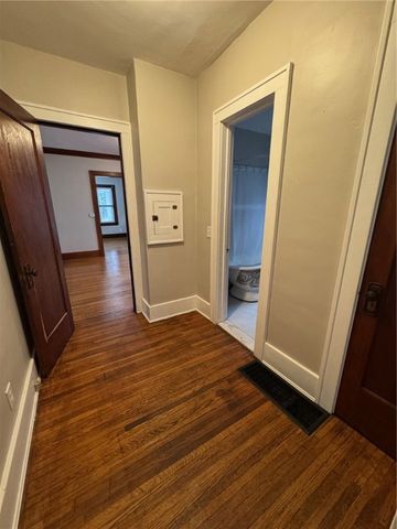 538 Hollenbeck Street, Rochester, NY 14621