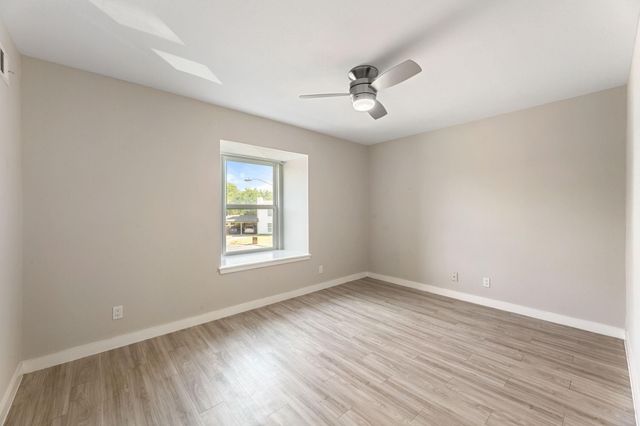 5005 Manor Road 121, Austin, TX 78723