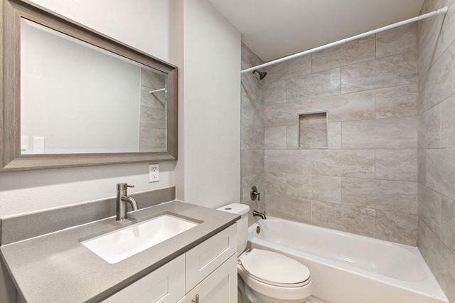 5005 Manor Road 121, Austin, TX 78723