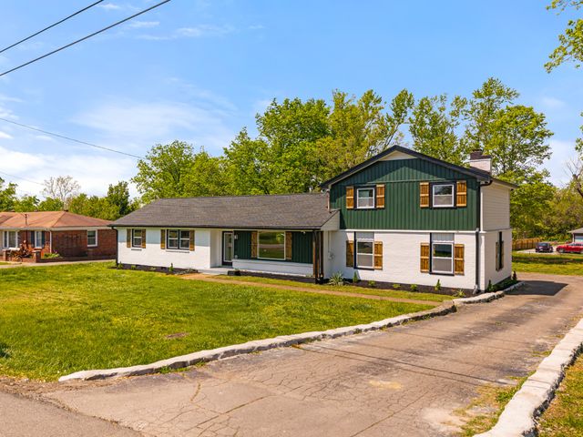 3015 Lyndale Dr, Nashville, TN 37207