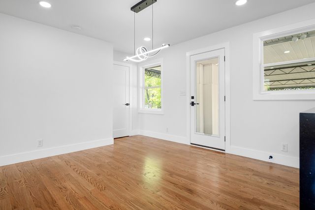 3015 Lyndale Dr, Nashville, TN 37207