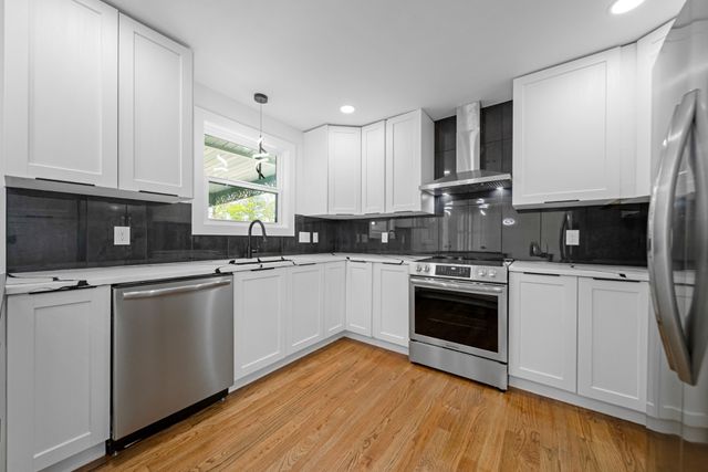 3015 Lyndale Dr, Nashville, TN 37207