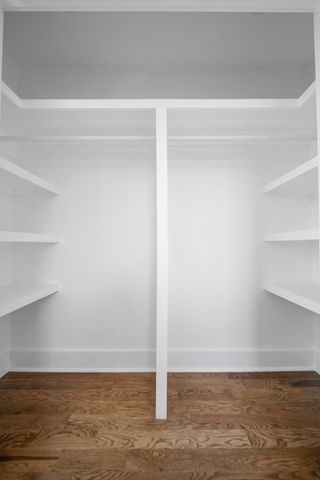 3015 Lyndale Dr, Nashville, TN 37207