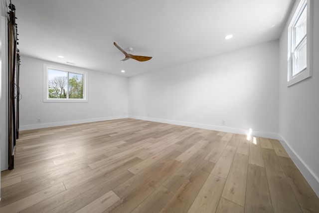 3015 Lyndale Dr, Nashville, TN 37207