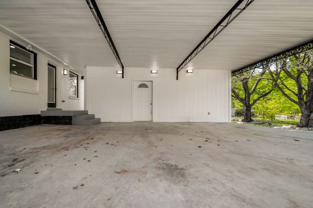 3015 Lyndale Dr, Nashville, TN 37207