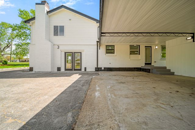 3015 Lyndale Dr, Nashville, TN 37207