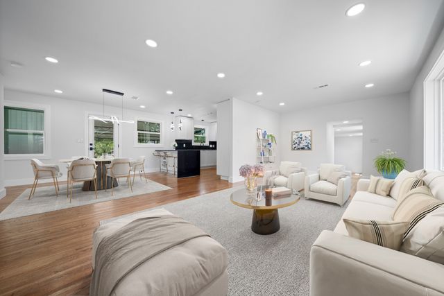 3015 Lyndale Dr, Nashville, TN 37207