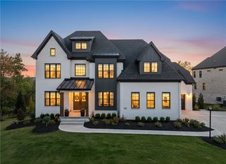 2004 Caymus Ct, Marshall, PA 15005