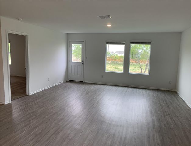 11212 Superior Bay LN, Mustang Ridge, TX 78610