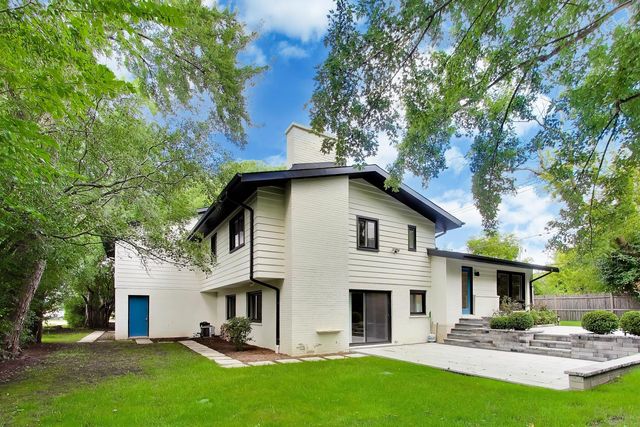 1005 FORESTWAY Drive, Glencoe, IL 60022