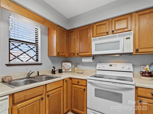 383 Overlook Drive Alpine 2, Burnsville, NC 28714