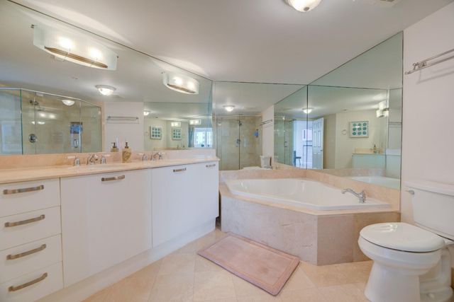 2001 N Ocean Boulevard 401, Fort Lauderdale, FL 33305