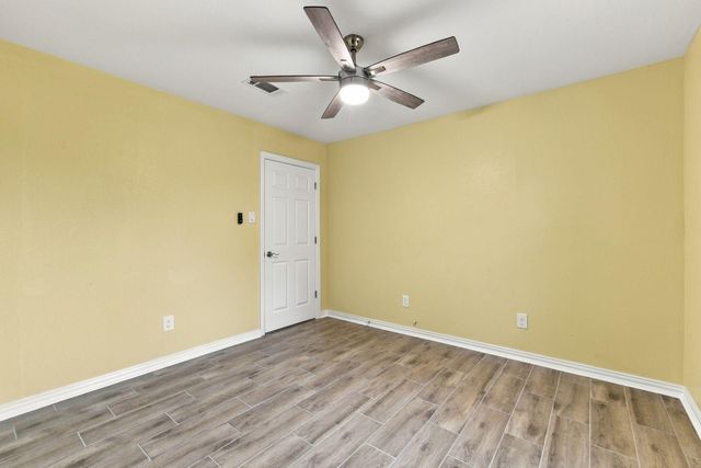 2926 Tarpey Avenue, Texas City, TX 77590