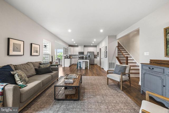149 EMPEROR DR, Lake Frederick, VA 22630