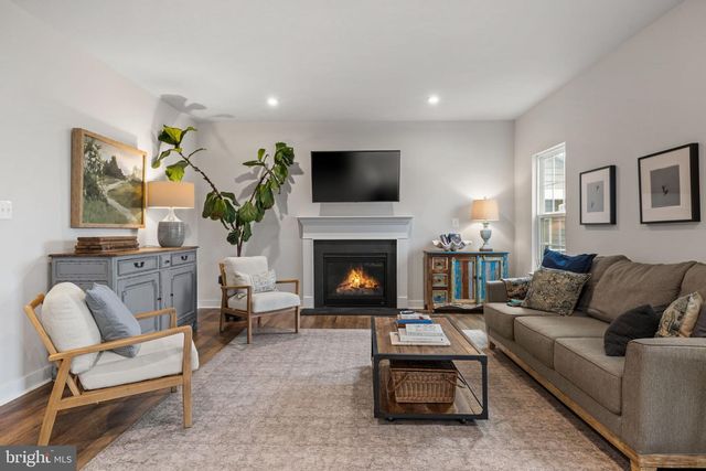 149 EMPEROR DR, Lake Frederick, VA 22630