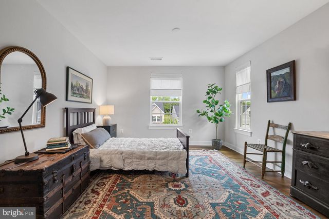 149 EMPEROR DR, Lake Frederick, VA 22630
