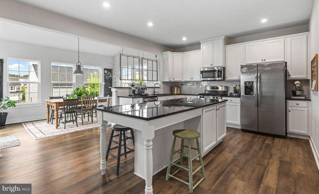 149 EMPEROR DR, Lake Frederick, VA 22630