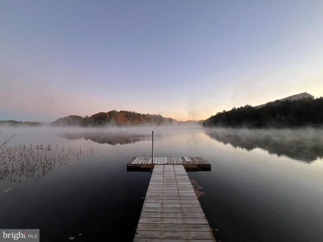 149 EMPEROR DR, Lake Frederick, VA 22630