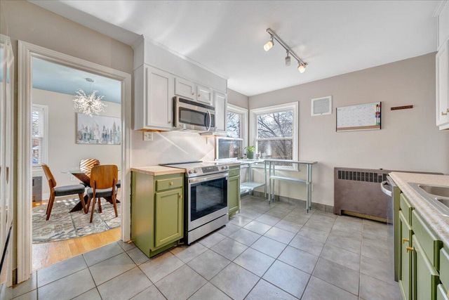 2415 Oakland BLVD, Roanoke, VA 24012