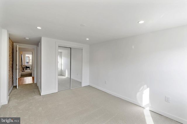 1825 S HANOVER ST, Baltimore, MD 21230