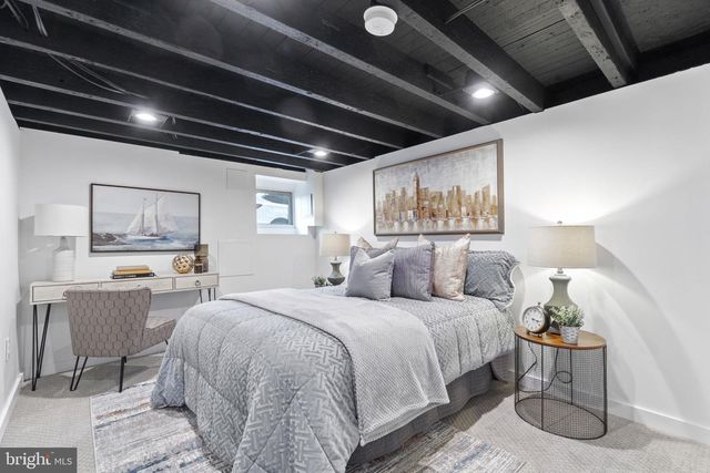 1825 S HANOVER ST, Baltimore, MD 21230