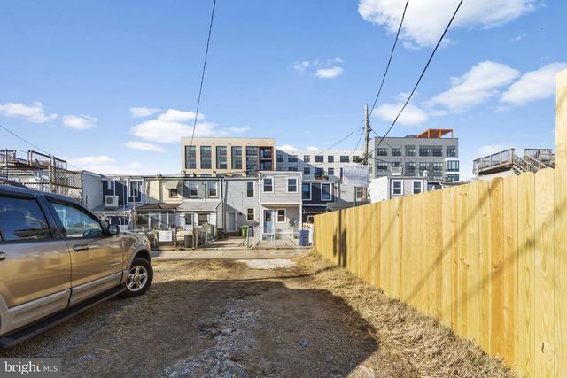 1825 S HANOVER ST, Baltimore, MD 21230