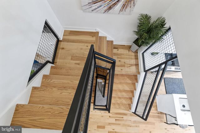 1825 S HANOVER ST, Baltimore, MD 21230