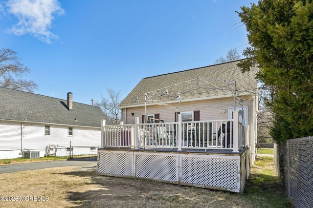 19 Marlin Avenue, Pequannock, NJ 07440